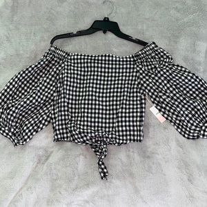 cute checkered off the shoulder crop top nwt